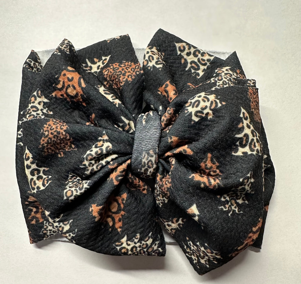 Leopard trees messy wrap