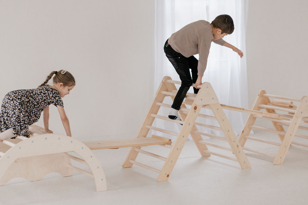 Climbing Triangles & Arch Sets